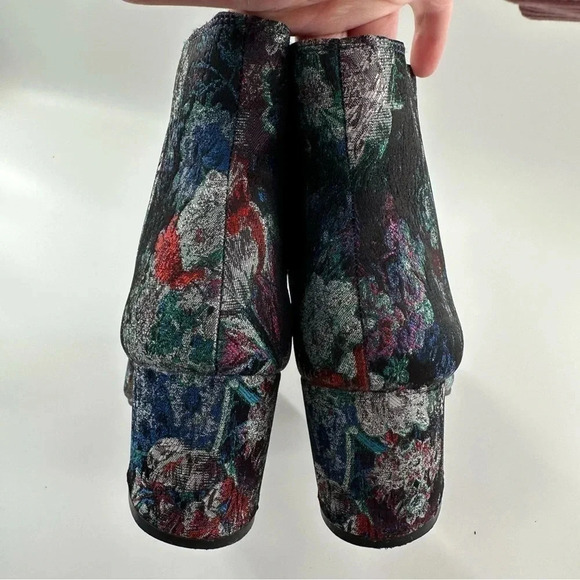 Zigisoho Nydia ankle bootie size 7 multicolored metallic floral brocade boot - Picture 8 of 14